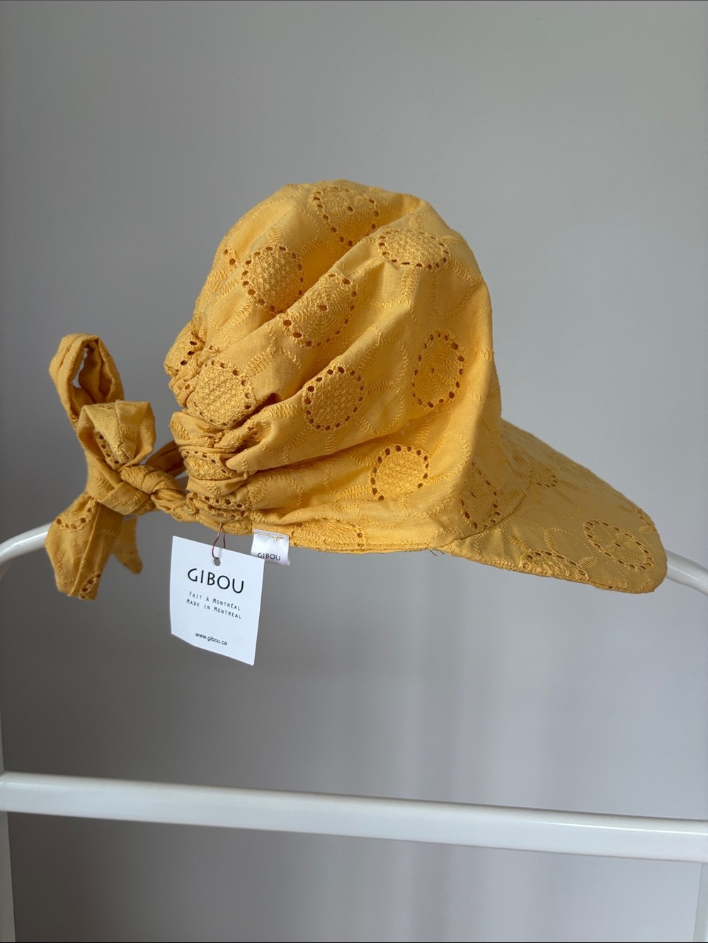 Women’s Yellow Eyelet Sun Bonnet